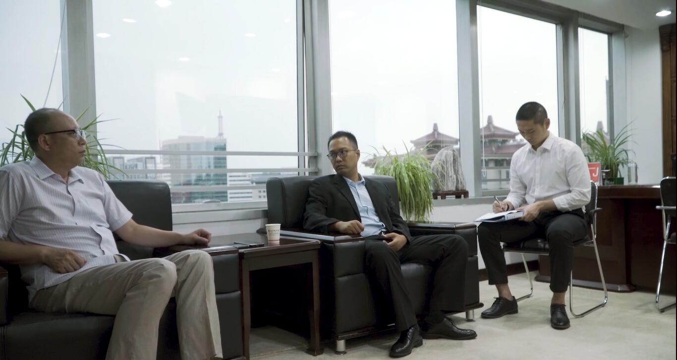 北京亮星辰文化傳播有限責(zé)任公司正式聘請(qǐng) 浩云律師團(tuán)隊(duì)作為企業(yè)法律顧問